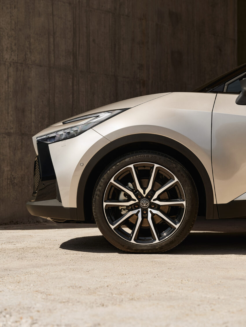 2024 Toyota C-HR 第二代大改款面世, 仅有Hybrid或PHEV 225042