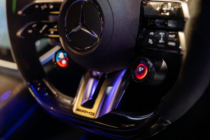 Mercedes-AMG EQE53 4Matic+ 纯电跑房本地上市, 3.3秒破百, 极速240km/h, 续航里程可达527公里, 本地要价65万 222060