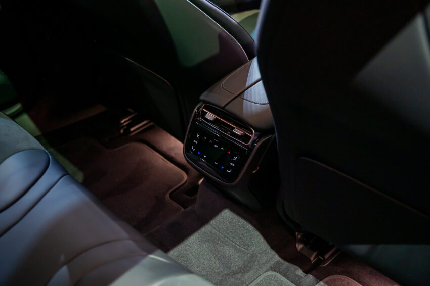 Mercedes-AMG EQE53 4Matic+ 纯电跑房本地上市, 3.3秒破百, 极速240km/h, 续航里程可达527公里, 本地要价65万 222107
