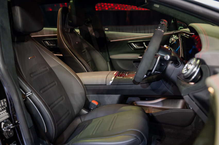 Mercedes-AMG EQS53 4Matic+ 本地发布, AMG首款纯电EV, 3.4秒破百, 极速可达250km/h, 续航571公里, 要价80万 221983