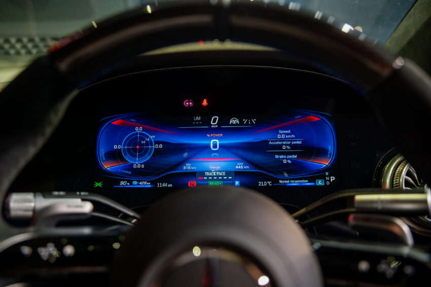 Mercedes-AMG EQS53 4Matic+ 本地发布, AMG首款纯电EV, 3.4秒破百, 极速可达250km/h, 续航571公里, 要价80万 221999