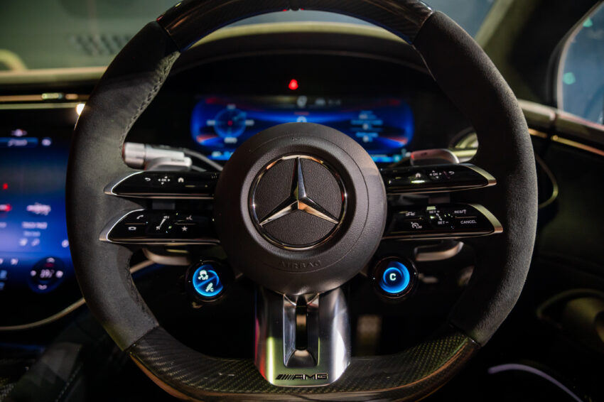 Mercedes-AMG EQS53 4Matic+ 本地发布, AMG首款纯电EV, 3.4秒破百, 极速可达250km/h, 续航571公里, 要价80万 222000