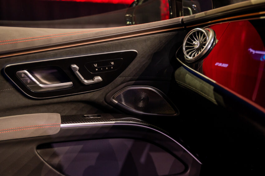 Mercedes-AMG EQS53 4Matic+ 本地发布, AMG首款纯电EV, 3.4秒破百, 极速可达250km/h, 续航571公里, 要价80万 222008