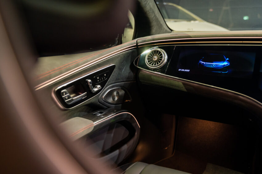 Mercedes-AMG EQS53 4Matic+ 本地发布, AMG首款纯电EV, 3.4秒破百, 极速可达250km/h, 续航571公里, 要价80万 222030