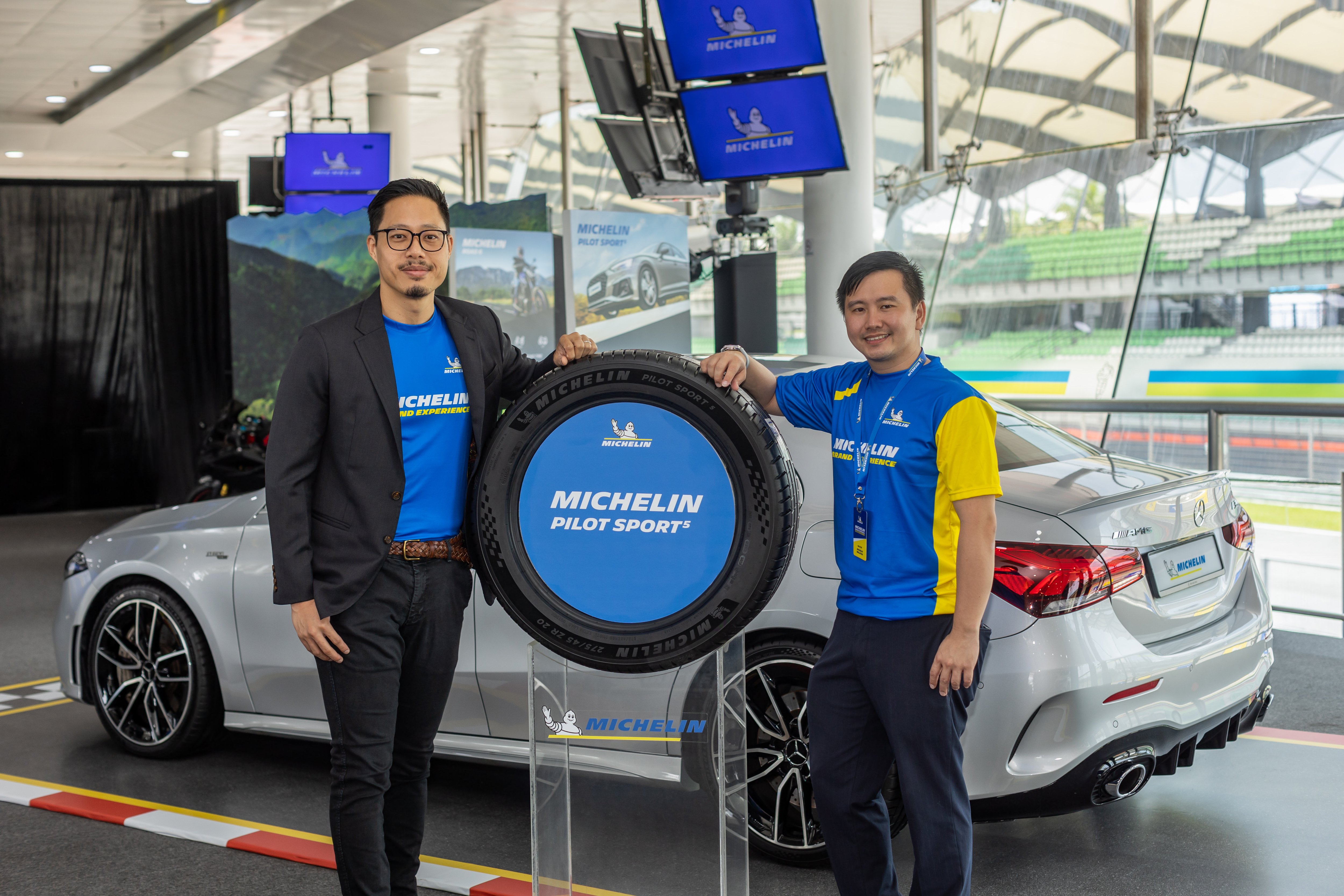 2023 Michelin Brand Experience 活动：下赛道、湿地煞车、绕锥！全面体验 Pilot Sport 5 和 Primacy SUV+ 轮胎