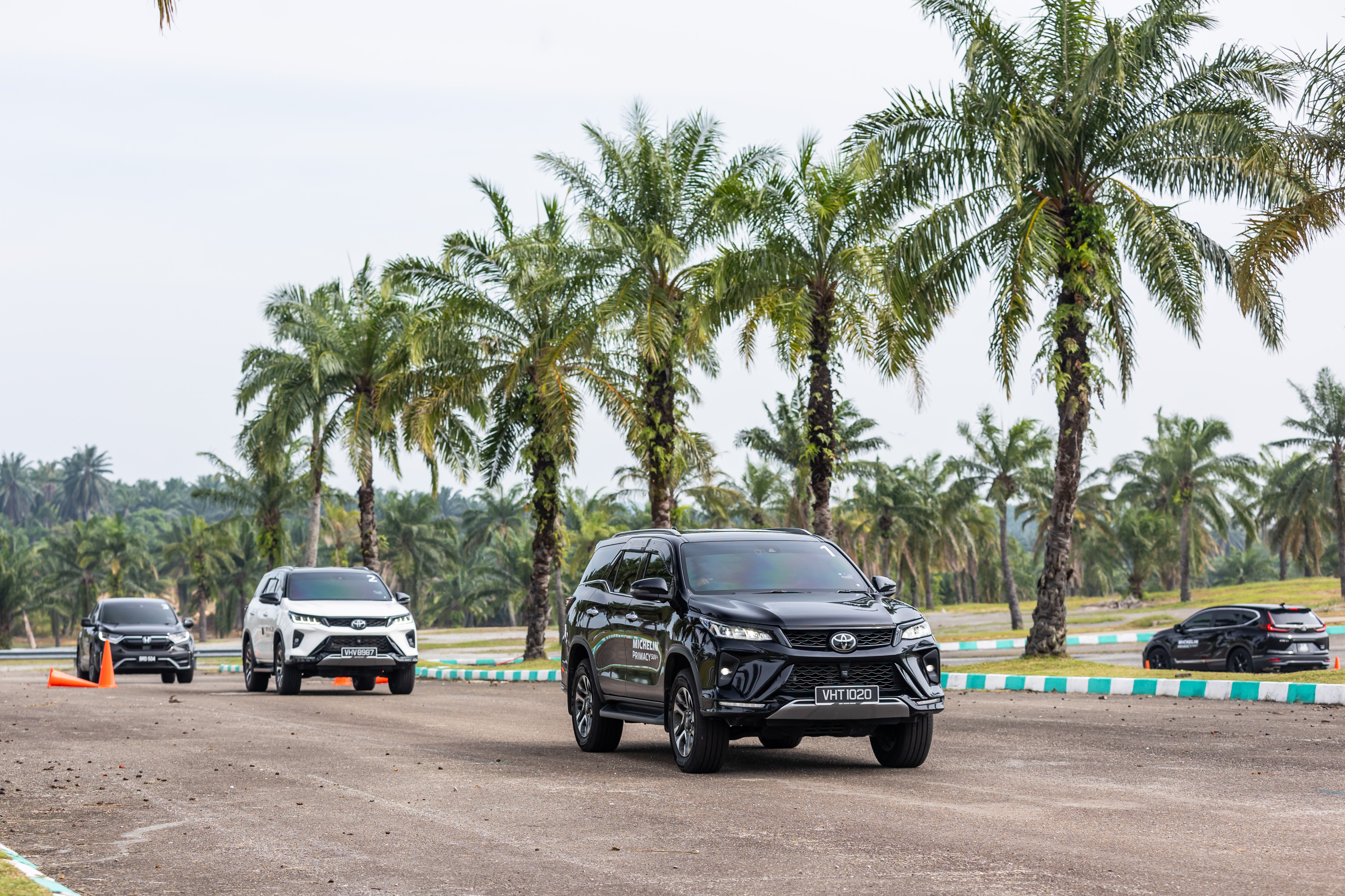 2023 Michelin Brand Experience 活动：下赛道、湿地煞车、绕锥！全面体验 Pilot Sport 5 和 Primacy SUV+ 轮胎