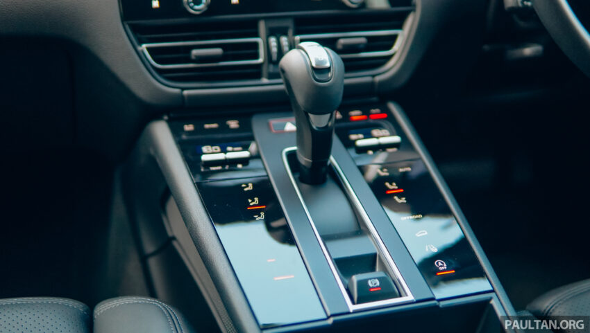 试驾：2023 Porsche Macan 小改款！操控打遍同级无敌手 224654