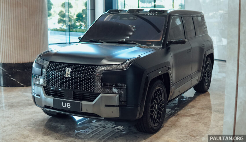 图集：仰望 Yangwang U8 实拍！比亚迪子品牌纯电动豪华SUV，1,304 PS/1,680 Nm 惊人动力！预售110万元人民币 222754