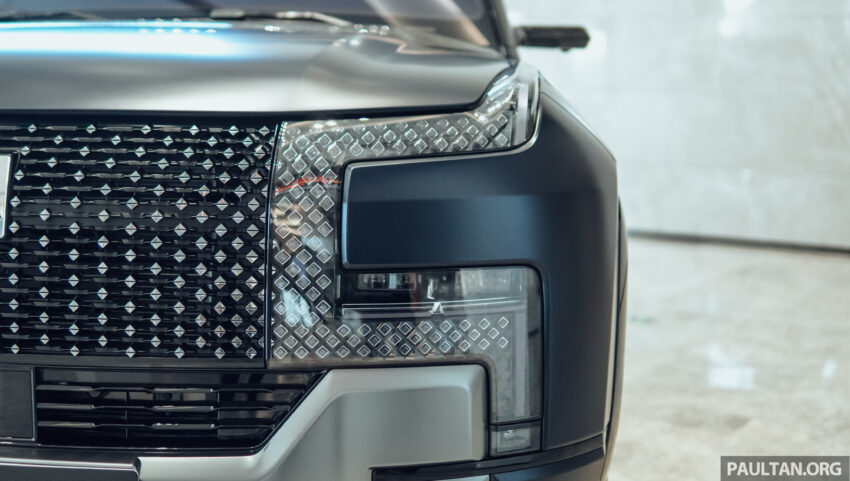 图集：仰望 Yangwang U8 实拍！比亚迪子品牌纯电动豪华SUV，1,304 PS/1,680 Nm 惊人动力！预售110万元人民币 222732