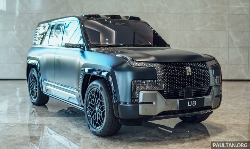 图集：仰望 Yangwang U8 实拍！比亚迪子品牌纯电动豪华SUV，1,304 PS/1,680 Nm 惊人动力！预售110万元人民币 222730