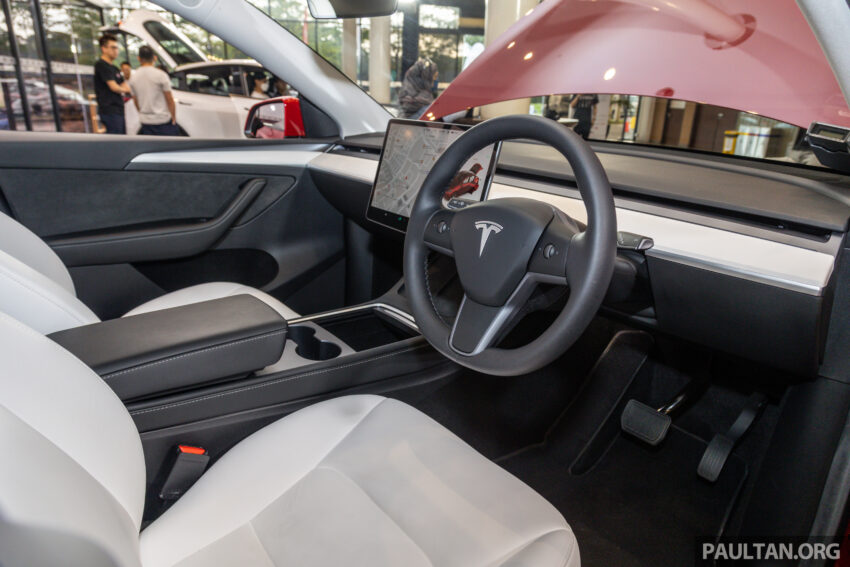 EVx 2023: Tesla Model Y 标准后驱版与增程四驱版参展! 227860