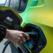 2024 Peugeot 208 小改款面世, 外型更立体更富运动感, 纯电版 e-208 续航里程提升至400公里, 依旧有1.2T引擎可选