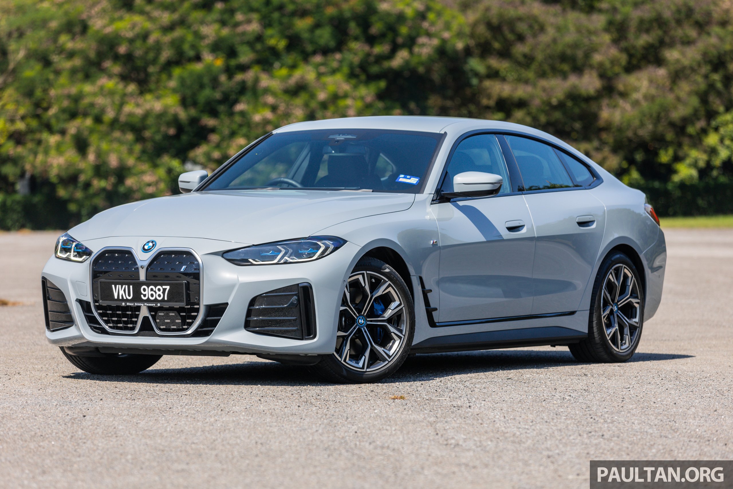 试驾：BMW i4 eDrive40 M Sport！真宝马，纯电也纯正