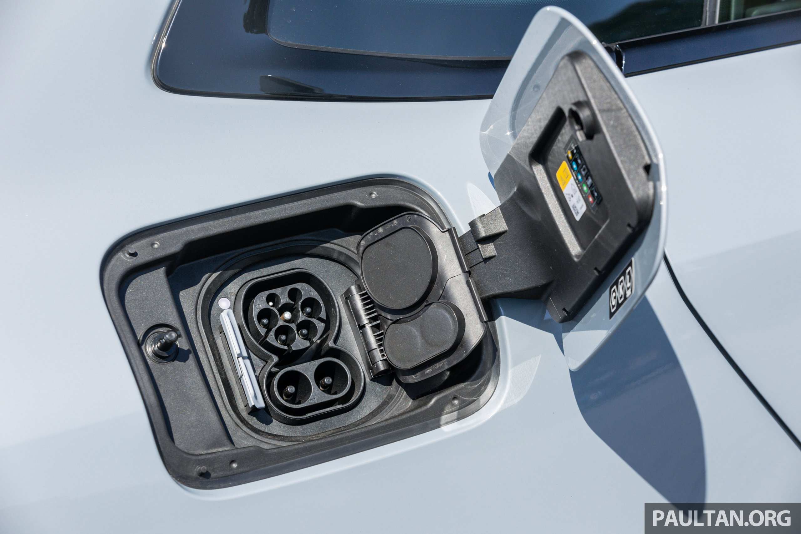 试驾：BMW i4 eDrive40 M Sport！真宝马，纯电也纯正
