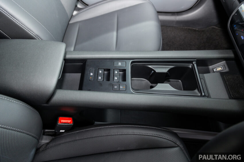 2023 Hyundai Ioniq 6 Max RWD 后驱增程版实拍, 614公里续航, 7.4秒破百, 18分钟即可充电至80%, 售价从29万起 231266
