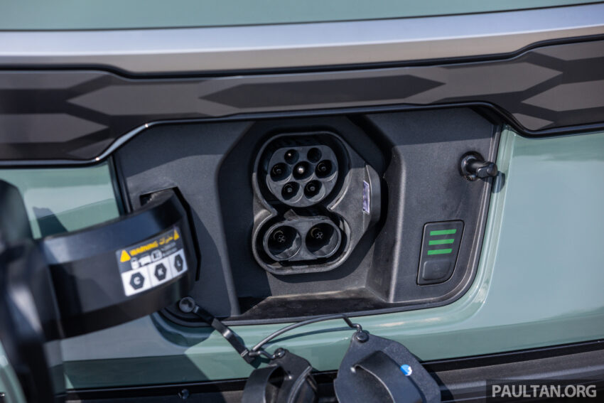 2023 Kia Niro EV 新车实拍, 续航460公里, 本地要价25.7万 231002
