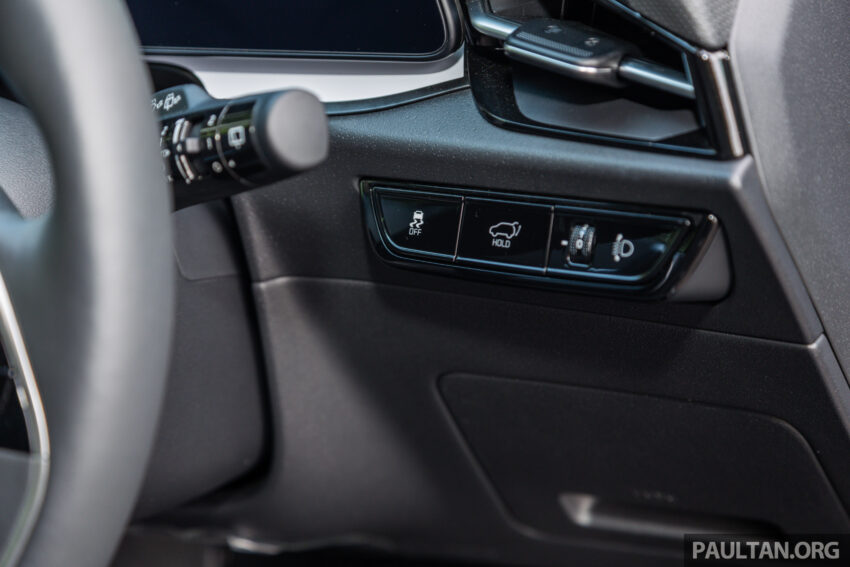 2023 Kia Niro EV 新车实拍, 续航460公里, 本地要价25.7万 231101