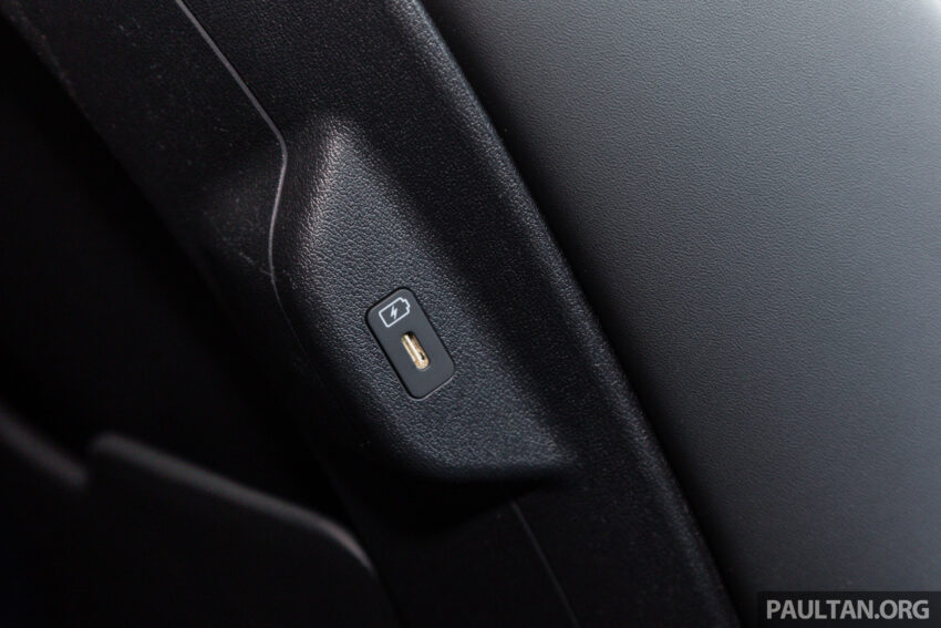 2023 Kia Niro EV 新车实拍, 续航460公里, 本地要价25.7万 231109