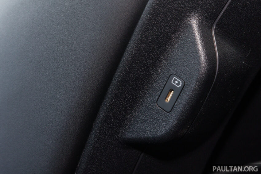 2023 Kia Niro EV 新车实拍, 续航460公里, 本地要价25.7万 231110