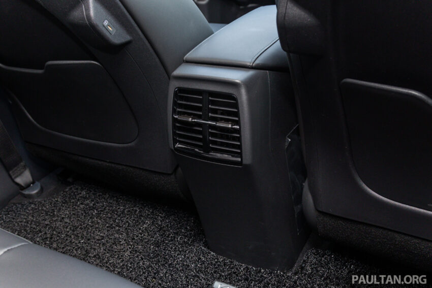2023 Kia Niro EV 新车实拍, 续航460公里, 本地要价25.7万 231121
