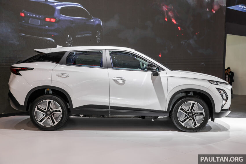 右驾版奇瑞 Chery Omoda 5 EV 现身印尼车展, 明年来马 229808