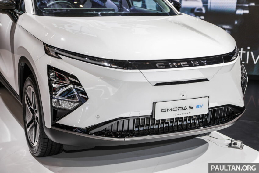 右驾版奇瑞 Chery Omoda 5 EV 现身印尼车展, 明年来马 229809