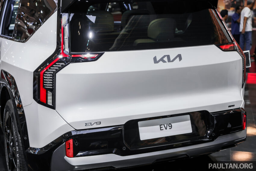 GIIAS 2023：Kia EV9 GT-Line 东南亚首秀，售RM595k起 229735