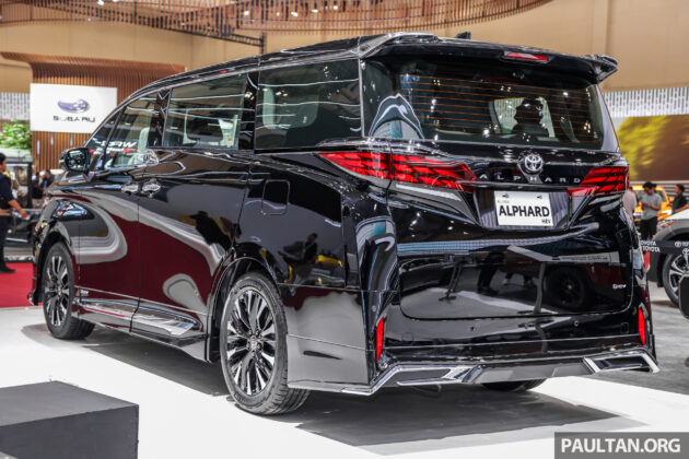 2023 Toyota Alphard 大改款于印尼车展作东南亚首发亮相