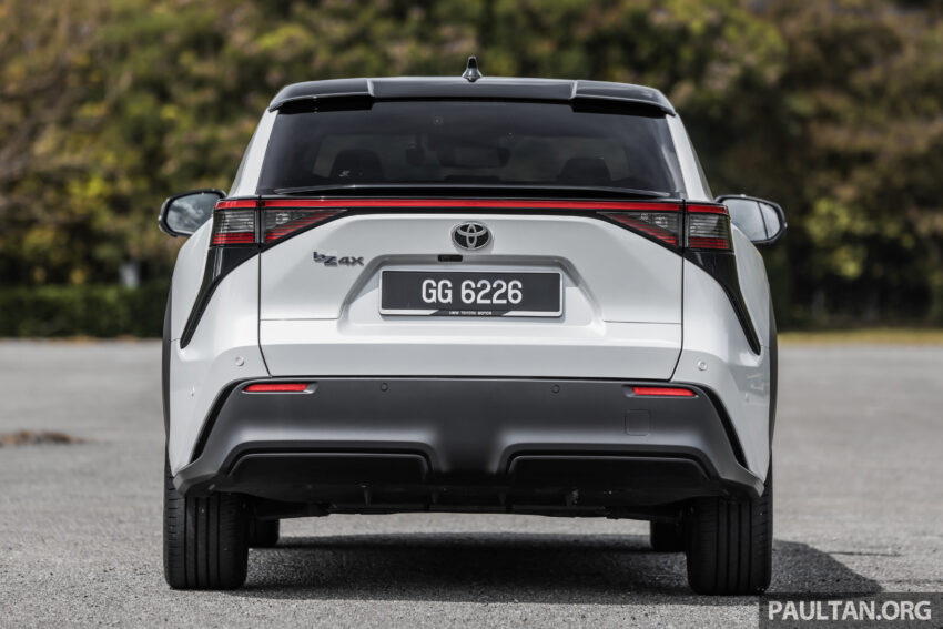 图集：2023 Toyota bZ4X 电动跨界SUV实拍！明年发布？ 231608
