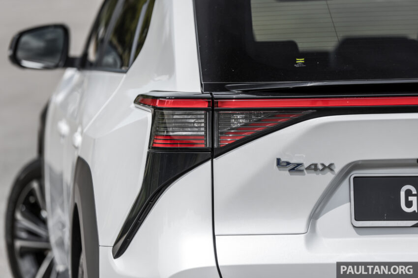 图集：2023 Toyota bZ4X 电动跨界SUV实拍！明年发布？ 231629