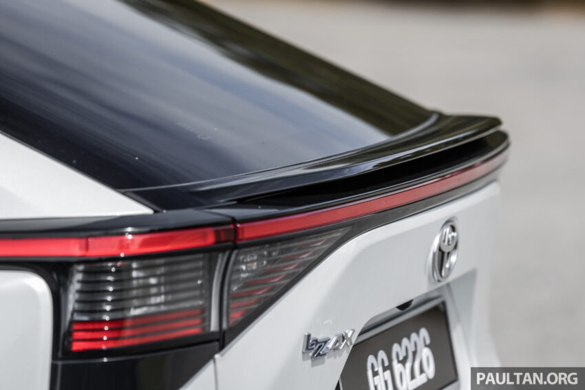 图集：2023 Toyota bZ4X 电动跨界SUV实拍！明年发布？ 231635