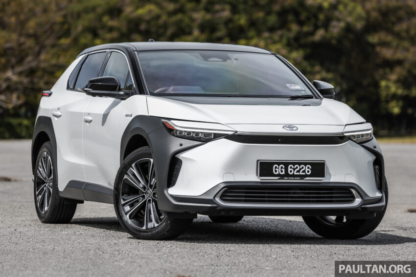 图集：2023 Toyota bZ4X 电动跨界SUV实拍！明年发布？ 231600