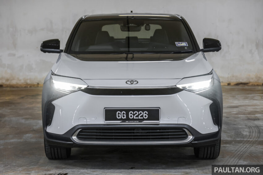 图集：2023 Toyota bZ4X 电动跨界SUV实拍！明年发布？ 231641