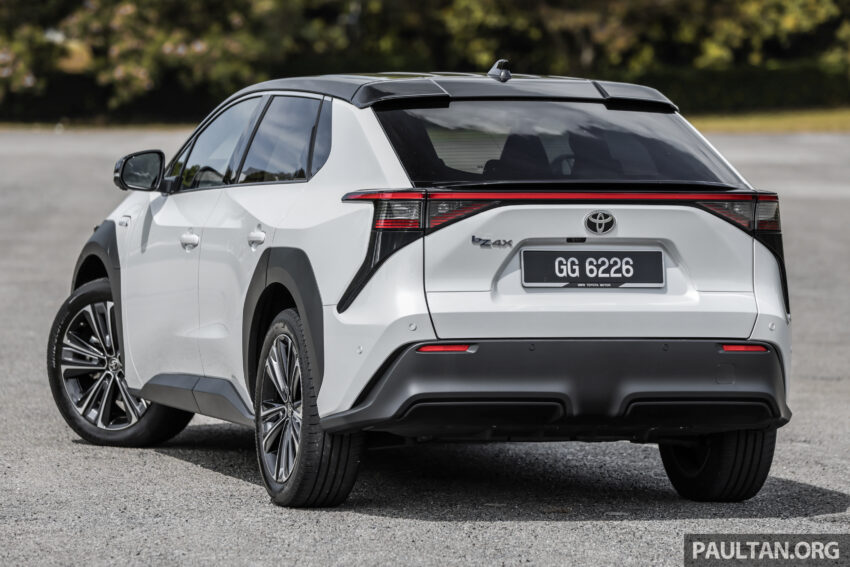 图集：2023 Toyota bZ4X 电动跨界SUV实拍！明年发布？ 231603