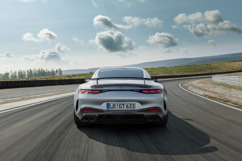 全新二代 Mercedes-AMG GT 登场！提供2+2座椅布局版本，搭4.0L V8双涡轮增压引擎，最大输出585 PS/800 Nm 230486