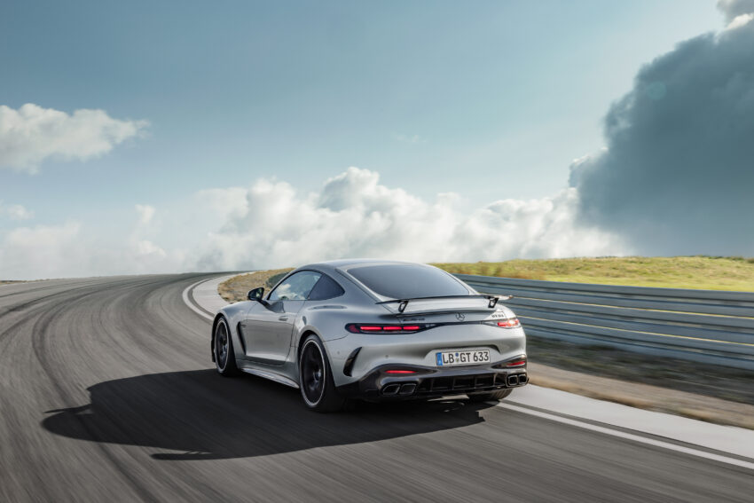 全新二代 Mercedes-AMG GT 登场！提供2+2座椅布局版本，搭4.0L V8双涡轮增压引擎，最大输出585 PS/800 Nm 230487