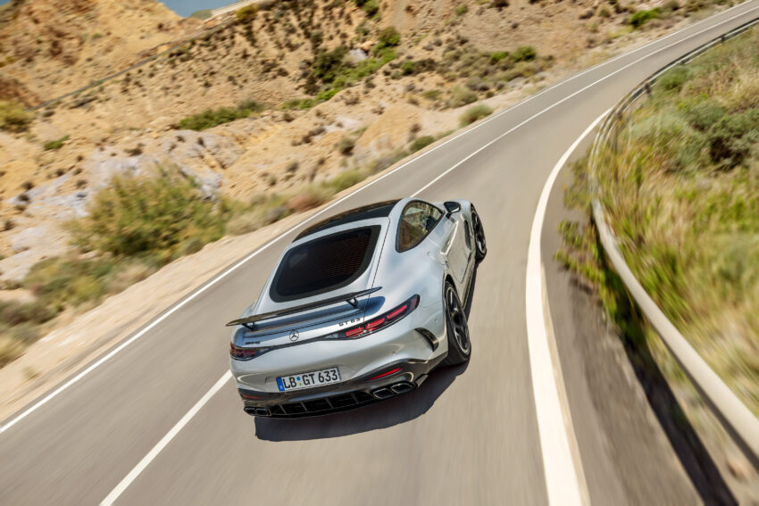 全新二代 Mercedes-AMG GT 登场！提供2+2座椅布局版本，搭4.0L V8双涡轮增压引擎，最大输出585 PS/800 Nm 230467