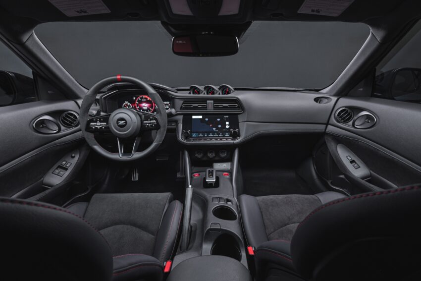 Nissan Z Nismo 官图发布！底盘、悬吊、煞车系统全面升级！搭载3.0L V6双涡轮引擎，最大输出功率达420匹马力 228683