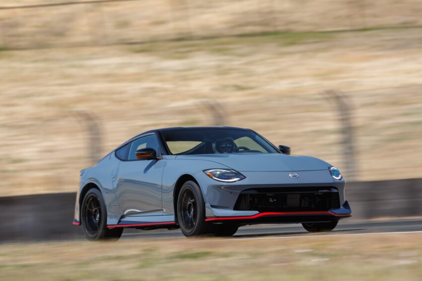 Nissan Z Nismo 官图发布！底盘、悬吊、煞车系统全面升级！搭载3.0L V6双涡轮引擎，最大输出功率达420匹马力 228670