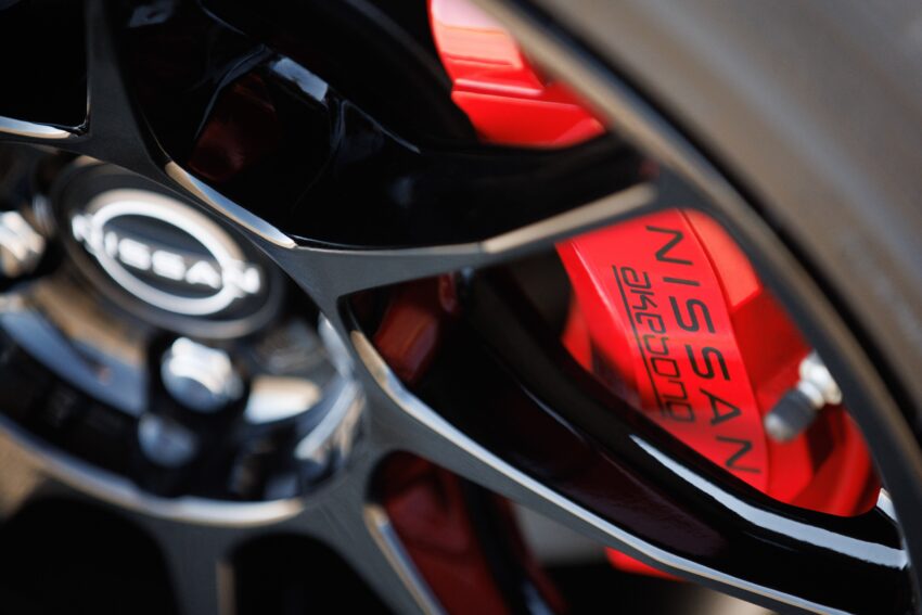 Nissan Z Nismo 官图发布！底盘、悬吊、煞车系统全面升级！搭载3.0L V6双涡轮引擎，最大输出功率达420匹马力 228668