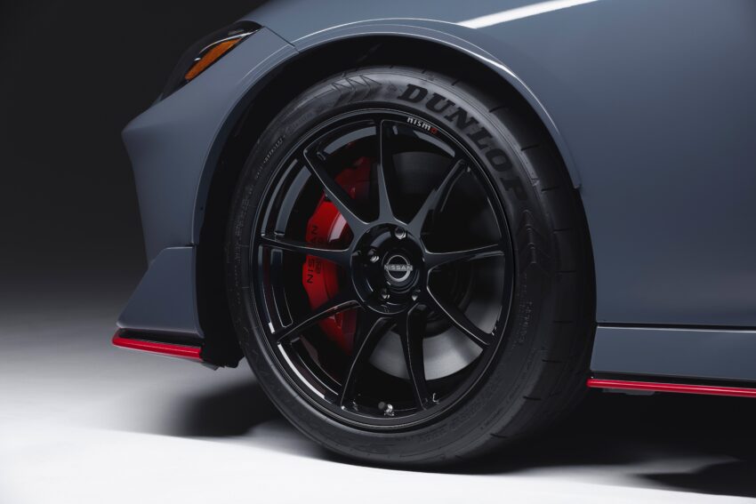 Nissan Z Nismo 官图发布！底盘、悬吊、煞车系统全面升级！搭载3.0L V6双涡轮引擎，最大输出功率达420匹马力 228656