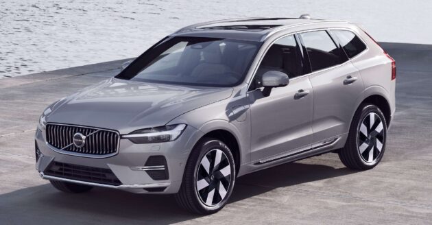 即日起至9月30日, 以 Volvo Car Financial Services 购买一辆崭新 Volvo 电动化新车, 即享2万令吉贷款本金回扣