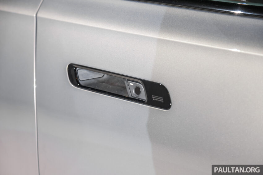 BMW i7 xDrive60 M Sport 亮相House of Forwardism活动, 625公里续航, 4.7秒破百, 34分钟充电80%, 从70.7万起 233386