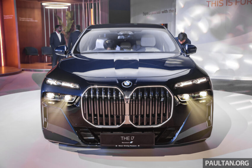 BMW i7 xDrive60 M Sport 亮相House of Forwardism活动, 625公里续航, 4.7秒破百, 34分钟充电80%, 从70.7万起 233408