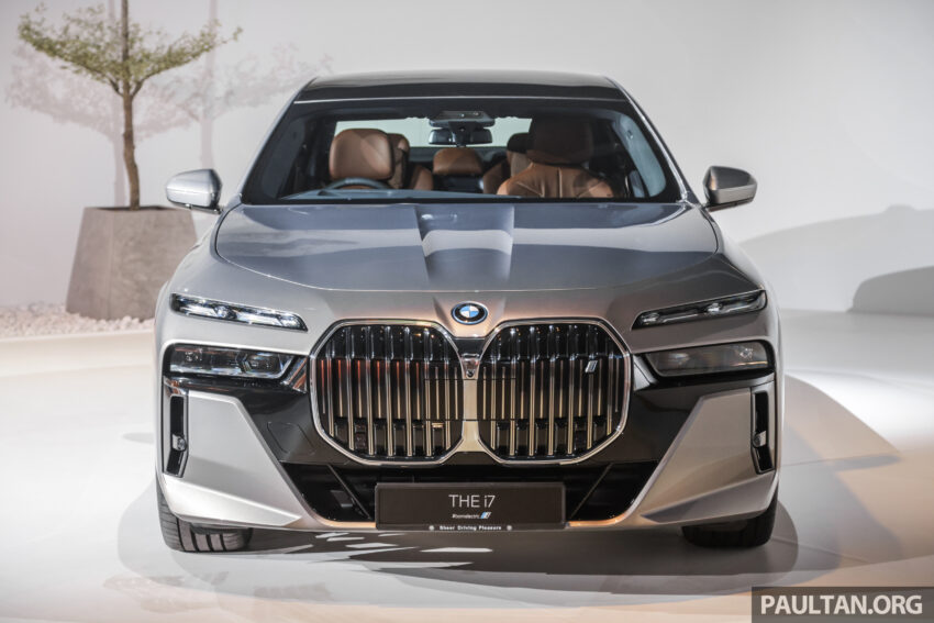 BMW i7 xDrive60 M Sport 亮相House of Forwardism活动, 625公里续航, 4.7秒破百, 34分钟充电80%, 从70.7万起 233373