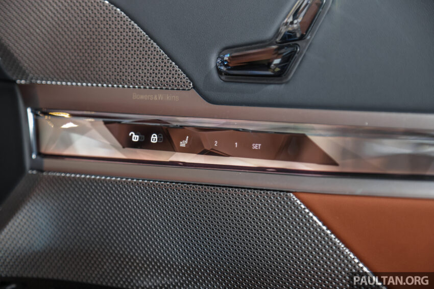 BMW i7 xDrive60 M Sport 亮相House of Forwardism活动, 625公里续航, 4.7秒破百, 34分钟充电80%, 从70.7万起 233448