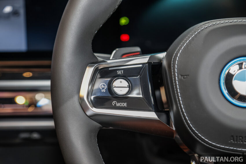 BMW i7 xDrive60 M Sport 亮相House of Forwardism活动, 625公里续航, 4.7秒破百, 34分钟充电80%, 从70.7万起 233416