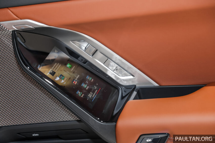 BMW i7 xDrive60 M Sport 亮相House of Forwardism活动, 625公里续航, 4.7秒破百, 34分钟充电80%, 从70.7万起 233459