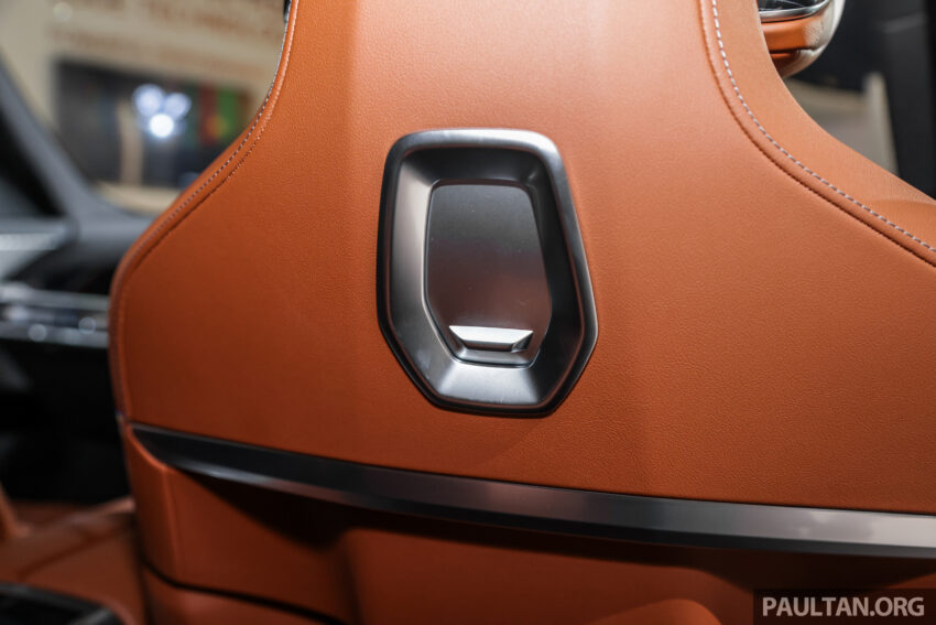 BMW i7 xDrive60 M Sport 亮相House of Forwardism活动, 625公里续航, 4.7秒破百, 34分钟充电80%, 从70.7万起 233480
