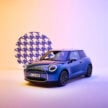 全新第五代 MINI Cooper 首发登场！提供 E，SE 两种纯电动版本；最大输出功率达218 PS马力，402公里续航里程